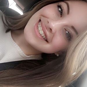 Meet your Posher, Lexi